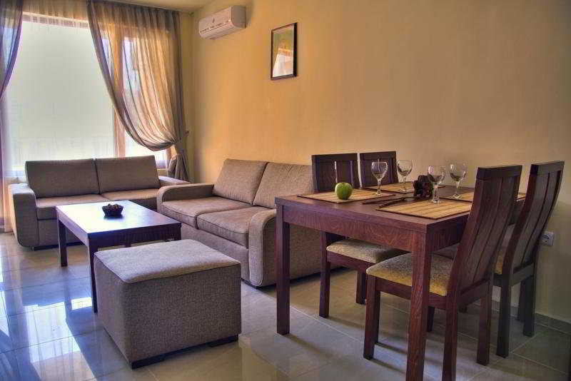Sunflower Aparthotel Napospart Kültér fotó